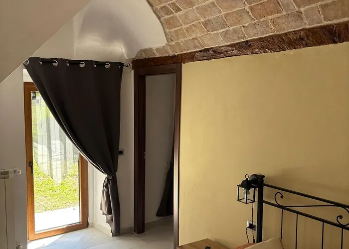 Il Giardino Di Sant'eufemia * サンテウフェミーア・ア・マイエッラ